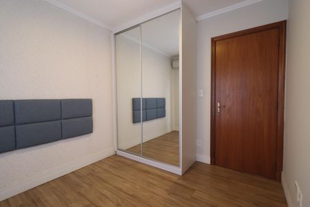 Apartamento à venda com 118m², 3 quartos e 2 vagasQuarto 01