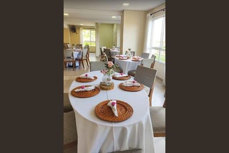 Apartamento à venda com 2 quartos, 85m² em Jardim Tupanci, Barueri