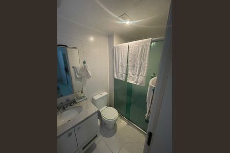 Apartamento à venda com 85m², 3 quartos e 2 vagas Apartamento à venda com 85m², 3 quartos e 2 vagasBanheiro