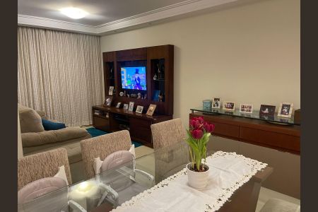 Sala de apartamento à venda com 3 quartos, 85m² em Vila Gumercindo, São Paulo