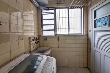 Apartamento à venda com 100m², 2 quartos e 1 vagaÁrea de Serviço