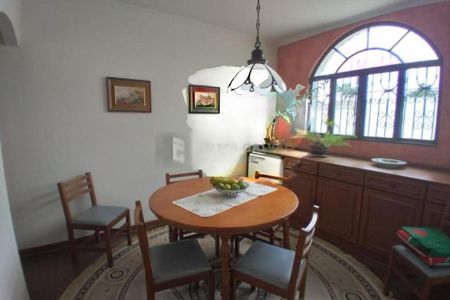 Casa à venda com 564m², 6 quartos e 13 vagas