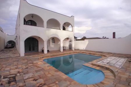 Casa à venda com 564m², 6 quartos e 13 vagas