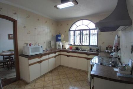 Casa à venda com 564m², 6 quartos e 13 vagas