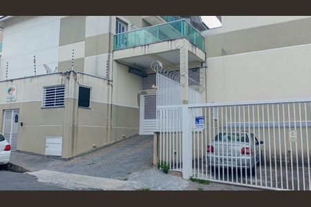 Casa à venda com 100m², 3 quartos e 2 vagasFachada