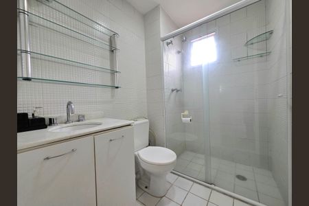 Apartamento para alugar com 47m², 1 quarto e 1 vaga Apartamento para alugar com 47m², 1 quarto e 1 vagaBanheiro da Suíte