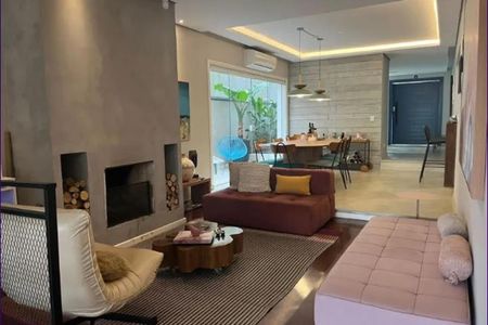 Casa à venda com 4 quartos, 350m² em Alphaville, Santana de Parnaíba