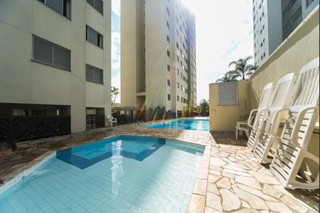 Apartamento para alugar com 88m², 3 quartos e 2 vagasÁrea comum - Piscina