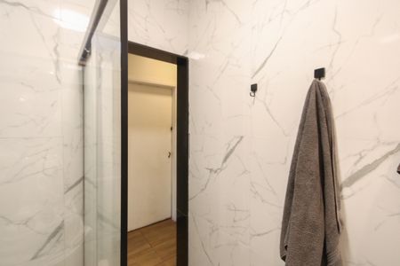 Apartamento à venda com 100m², 3 quartos e 3 vagas Apartamento à venda com 100m², 3 quartos e 3 vagasBanheiro