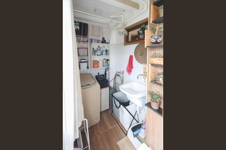 Apartamento à venda com 100m², 3 quartos e 3 vagas Apartamento à venda com 100m², 3 quartos e 3 vagasÁrea de Serviço