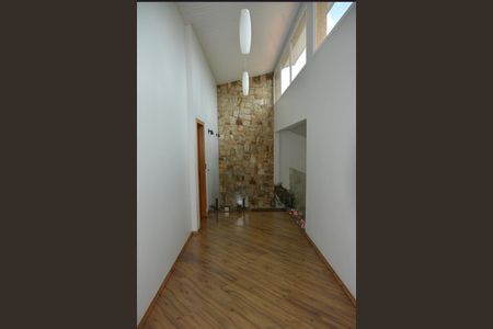 Casa à venda com 3 quartos, 298m² em Jardim Leonor Mendes de Barros, São Paulo