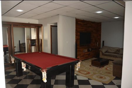 Casa à venda com 3 quartos, 298m² em Jardim Leonor Mendes de Barros, São Paulo