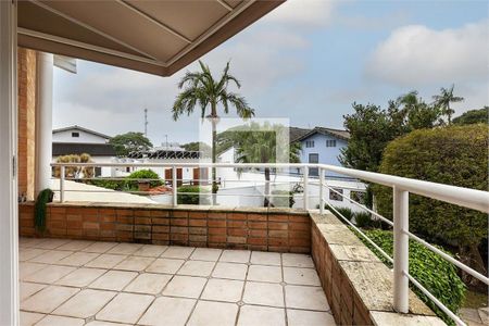 Casa à venda com 4 quartos, 700m² em Santo Amaro, São Paulo