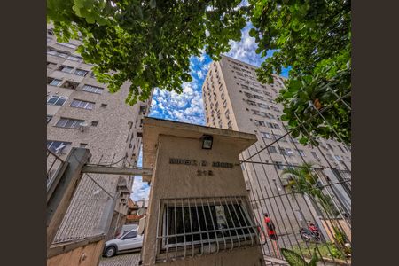 Apartamento à venda com 70m², 2 quartos e 1 vaga