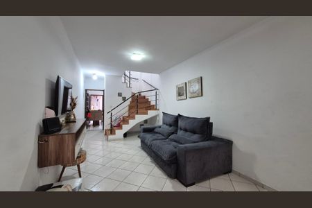 Casa para alugar com 2 quartos, 85m² em Vila Alice, Santo André