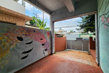 Casa à venda com 60m², 3 quartos e 1 vaga Casa à venda com 60m², 3 quartos e 1 vagaGaragem