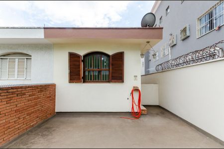 Casa para alugar com 247m², 4 quartos e 2 vagasSuíte - Varanda