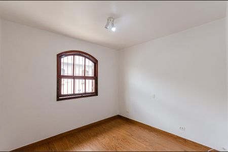 Casa para alugar com 247m², 4 quartos e 2 vagasQuarto 2