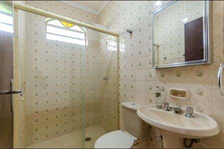 Casa para alugar com 247m², 4 quartos e 2 vagasBanheiro