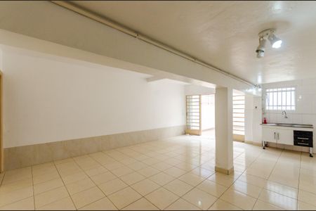 Casa para alugar com 247m², 4 quartos e 2 vagasSalão de festas