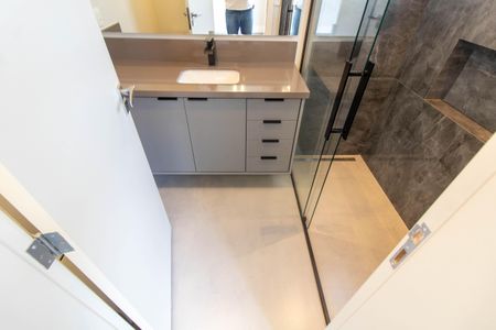 Casa de condomínio à venda com 342m², 4 quartos e 4 vagasBanheiro da Suíte 3