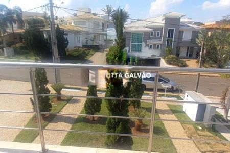 Casa de condomínio à venda com 675m², 5 quartos e 4 vagas