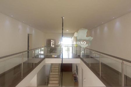 Casa de condomínio à venda com 675m², 5 quartos e 4 vagas