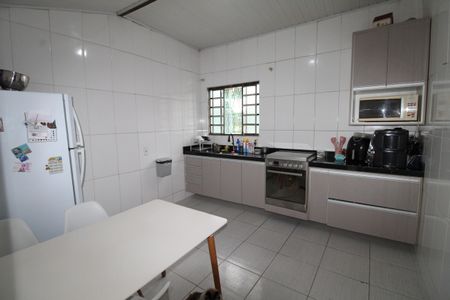 Casa para alugar com 100m², 3 quartos e 2 vagasCozinha