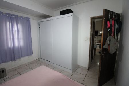 Casa para alugar com 100m², 3 quartos e 2 vagasQuarto 2