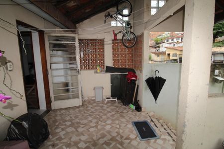 Casa para alugar com 100m², 3 quartos e 2 vagasÁrea Externa