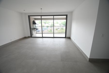 Apartamento à venda com 3 quartos, 139m² em Cambuí, Campinas