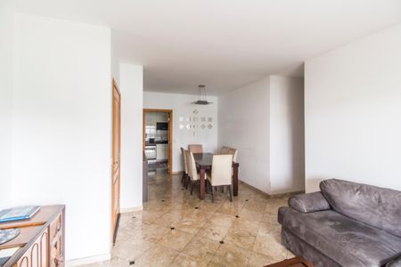 Apartamento à venda com 139m², 3 quartos e 2 vagas Apartamento à venda com 139m², 3 quartos e 2 vagasSala