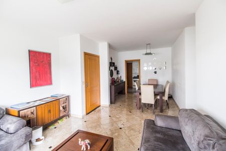 Apartamento à venda com 139m², 3 quartos e 2 vagas Apartamento à venda com 139m², 3 quartos e 2 vagasSala