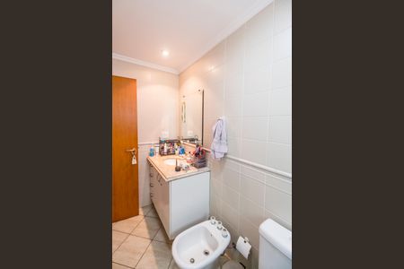 Apartamento à venda com 139m², 3 quartos e 2 vagas Apartamento à venda com 139m², 3 quartos e 2 vagasBanheiro da Suíte