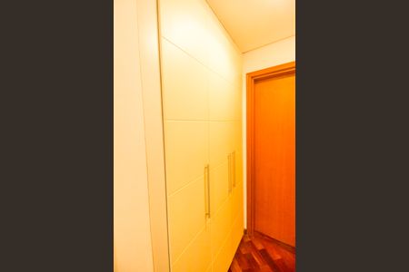 Apartamento à venda com 139m², 3 quartos e 2 vagas Apartamento à venda com 139m², 3 quartos e 2 vagasDetalhe