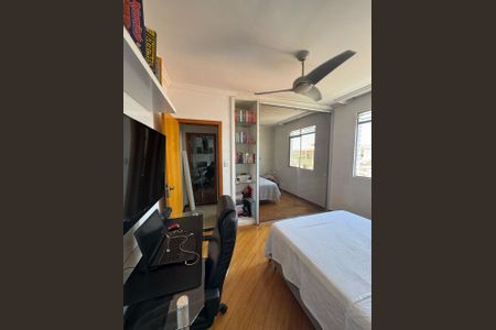 Apartamento à venda com 180m², 4 quartos e 2 vagas Apartamento à venda com 180m², 4 quartos e 2 vagasFoto 13