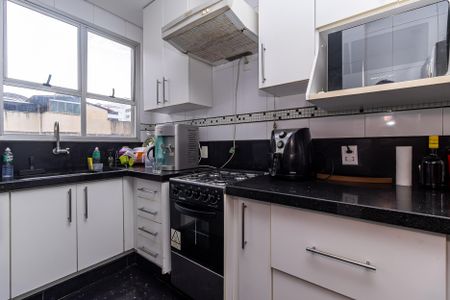 Apartamento à venda com 96m², 3 quartos e 2 vagas Apartamento à venda com 96m², 3 quartos e 2 vagasCozinha
