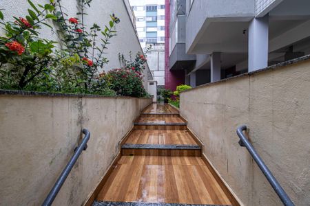 Apartamento à venda com 96m², 3 quartos e 2 vagas Apartamento à venda com 96m², 3 quartos e 2 vagasHall de entrada