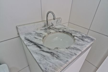 Apartamento para alugar com 38m², 2 quartos e sem vagaBanheiro