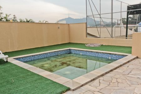 Apartamento para alugar com 38m², 2 quartos e sem vagaÁrea comum - Piscina