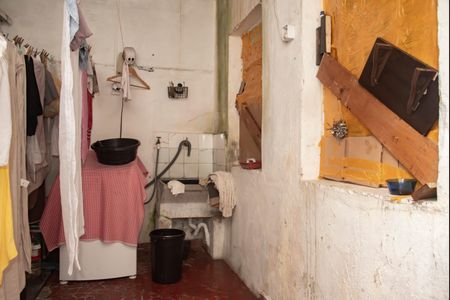 Casa à venda com 80m², 2 quartos e 1 vagaÁrea de Serviço