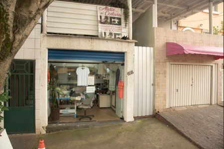 Casa à venda com 80m², 2 quartos e 1 vagaFachada