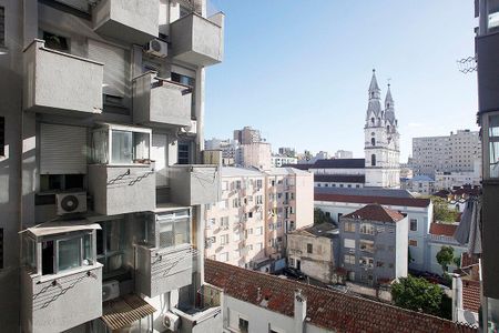 Apartamento à venda com 38m², 1 quarto e sem vagaCozinha + Área de Serviço Vista