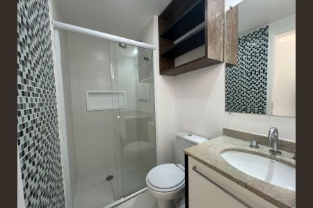 Apartamento para alugar com 80m², 2 quartos e 2 vagasBanheiro