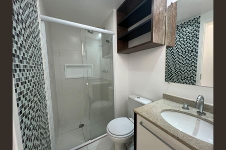 Apartamento para alugar com 80m², 2 quartos e 2 vagasBanheiro