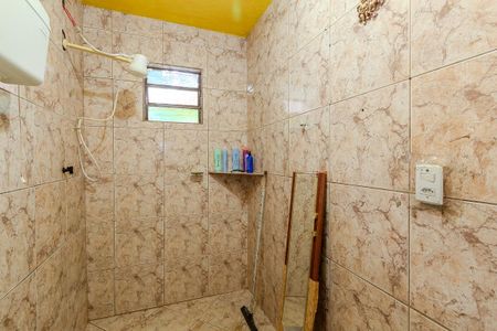 Casa à venda com 250m², 3 quartos e 1 vaga Casa à venda com 250m², 3 quartos e 1 vagaBanheiro