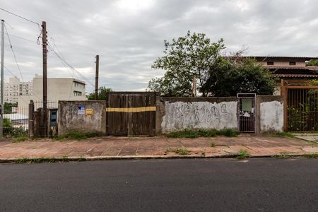 Casa à venda com 250m², 3 quartos e 1 vaga Casa à venda com 250m², 3 quartos e 1 vagaPlaca Ampla