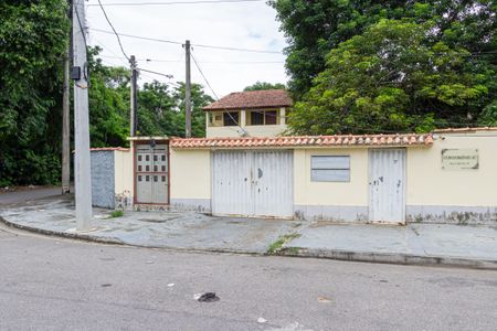 Casa de condomínio para alugar com 40m², 2 quartos e 1 vaga Casa de condomínio para alugar com 40m², 2 quartos e 1 vagaFachada