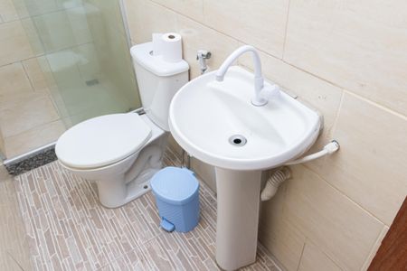 Casa de condomínio para alugar com 40m², 2 quartos e 1 vaga Casa de condomínio para alugar com 40m², 2 quartos e 1 vagaBanheiro