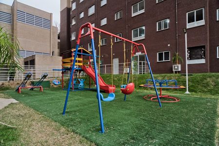 Apartamento para alugar com 38m², 2 quartos e sem vaga Apartamento para alugar com 38m², 2 quartos e sem vagaÁrea comum - Playground